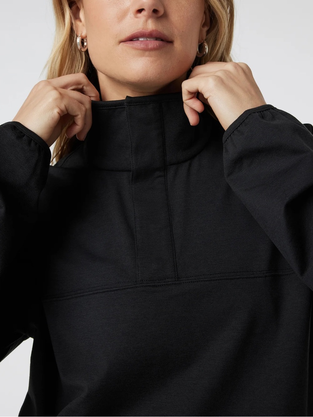 Vuori Black Heather Granite Snap Mock Pullover - Picture 4 of 6